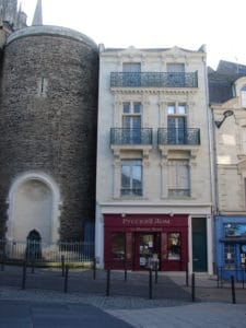ravalement facade en pierre angers